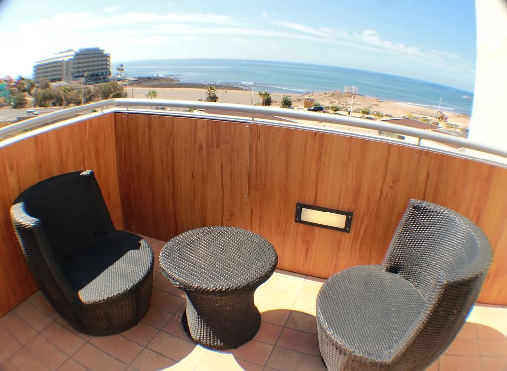 Alquilaencanarias-Medano Los Martines Beachfront A El Medano  Exterior photo