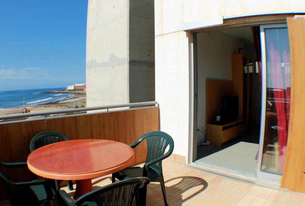 Alquilaencanarias-Medano Los Martines Beachfront A El Medano  Exterior photo
